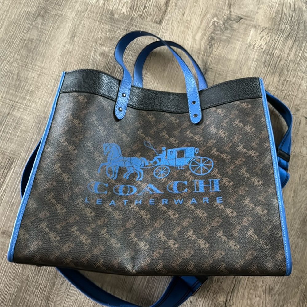 Coach Field Tote 40